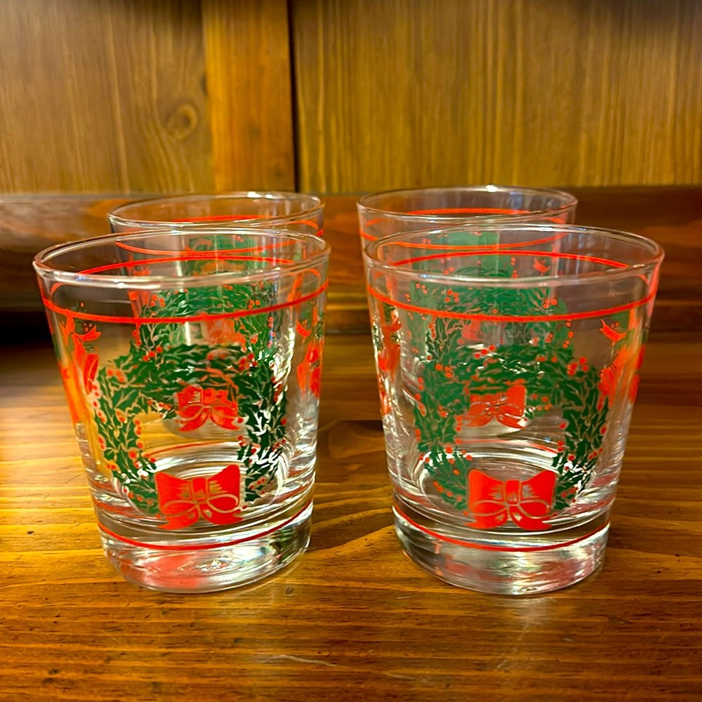 Christmas Cocktail Glasses Set of 4